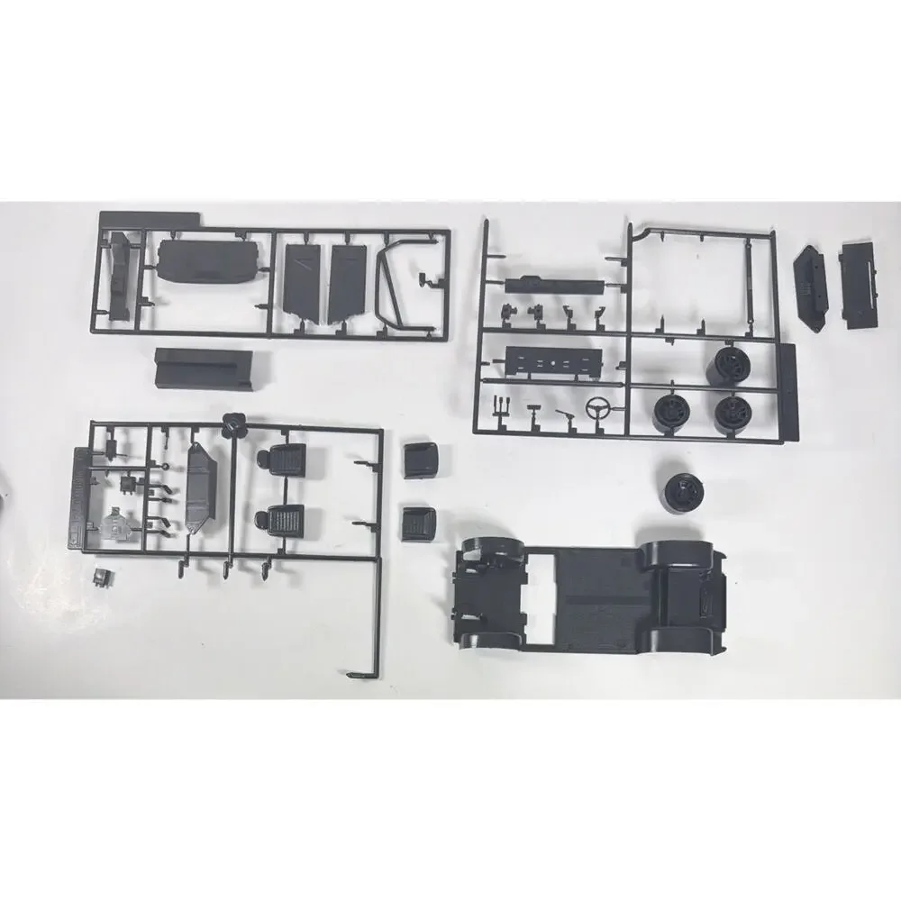 De Tomaso Pantera GT5 Gunze Sangyo 1/24 scale Model Kit